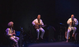 Le trio Bab Assalam en concert à l'IMA, 2021.© A. Sidoli / IMA