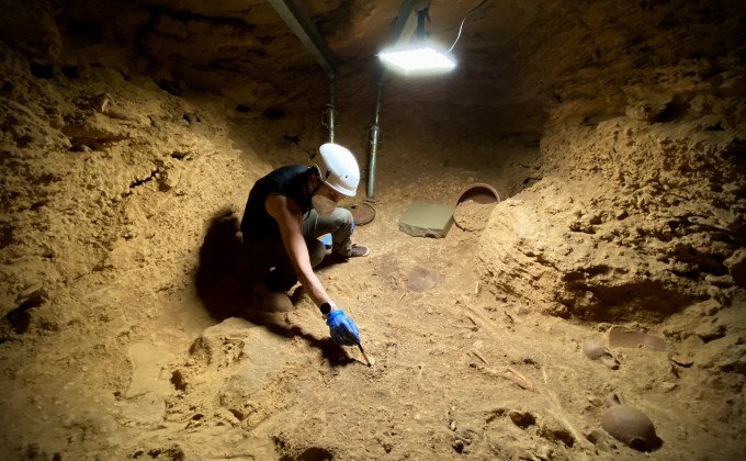 Byblos. Joyce Nassar fouille dans un hypogée