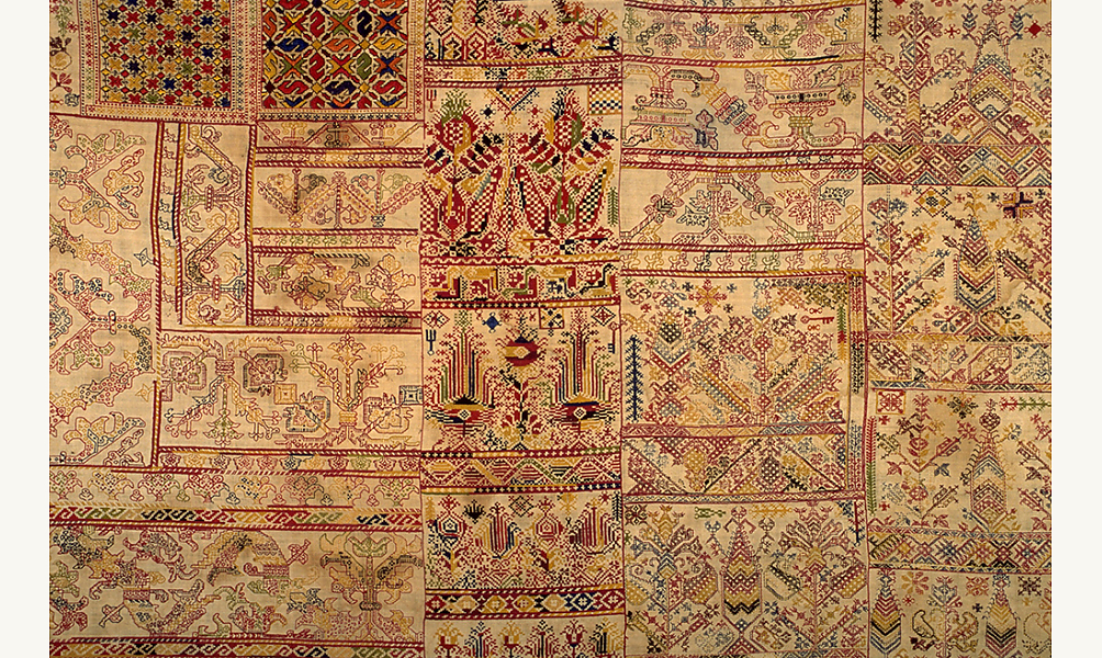 Panneau brodé provenant de Salé, Maroc, XIXe siècle, Rabat, musée des Oudayas - IMA