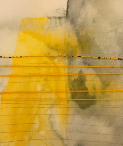 Broderie jaune sur canva peint en jaune et vert-de-gris, Yasmina Ouahid