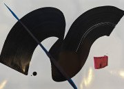 Calligraphie noire, rouge et bleue sur fond blanc, réalisée lors d'un précédent stage